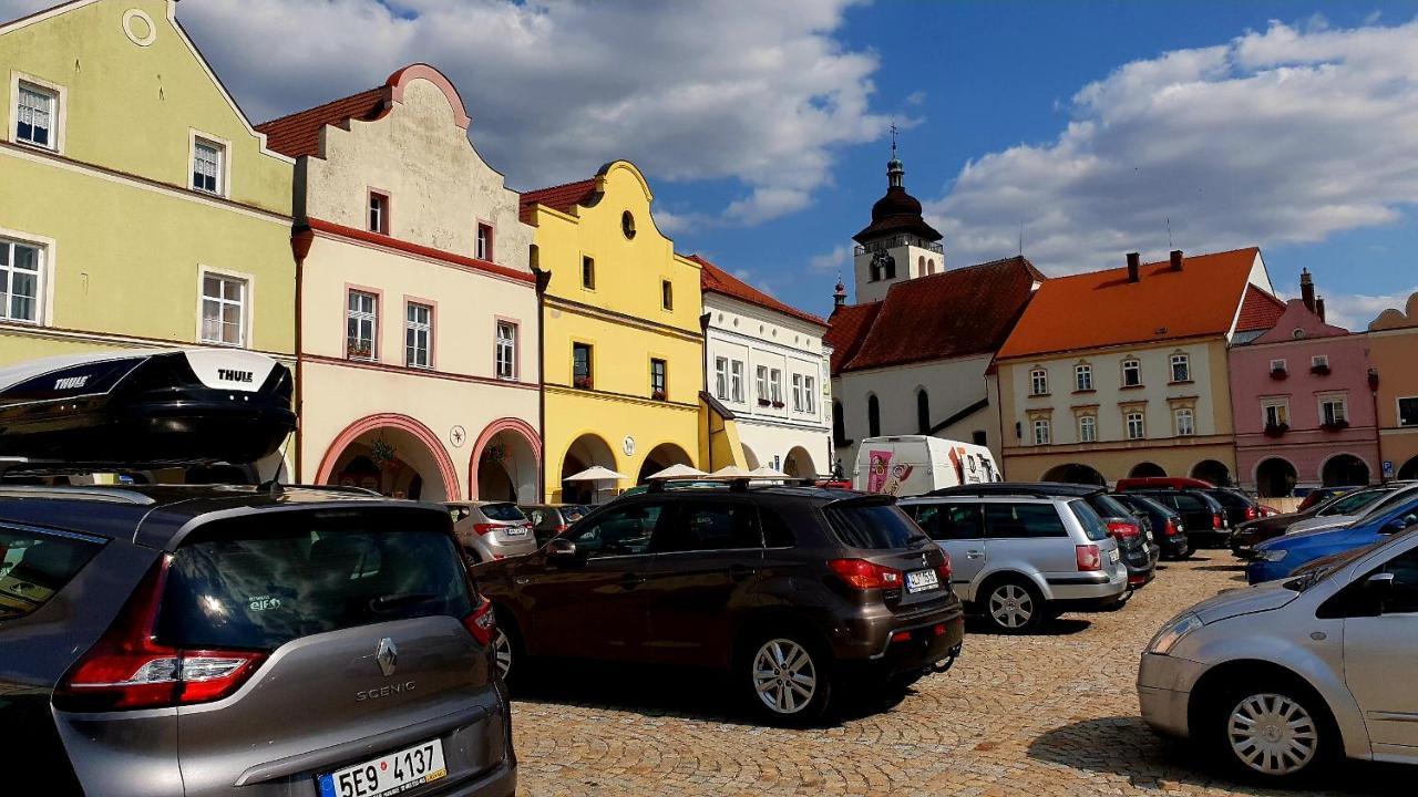 Roubenka Rozkos Villa Nove Mesto nad Metuji Ngoại thất bức ảnh